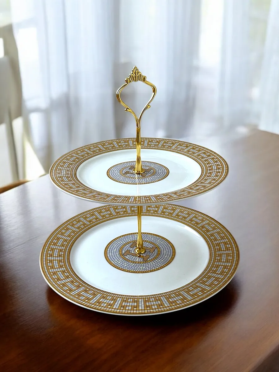 Посуда Hermes. Mosaique Au 24 Gold. Этажерка-фруктовница.