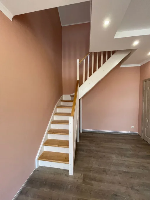 StairShop Деревянная лестница для дома проем 770х2447 мм (правая), 770x2447 мм, фото 7