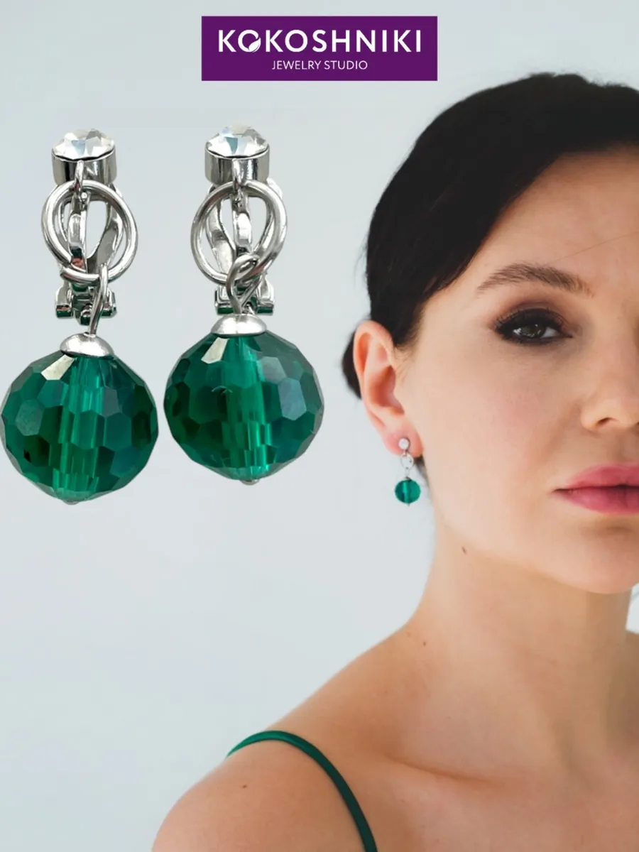 Серьги-клипсы из муранского стекла 12 мм зеленые